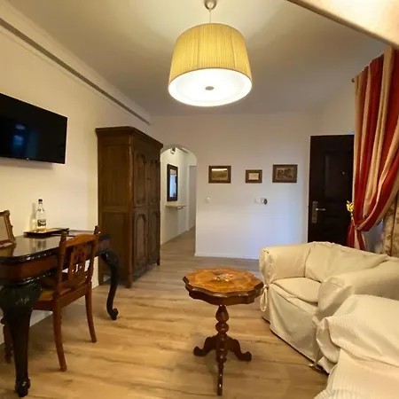 Grand Boutique 4*