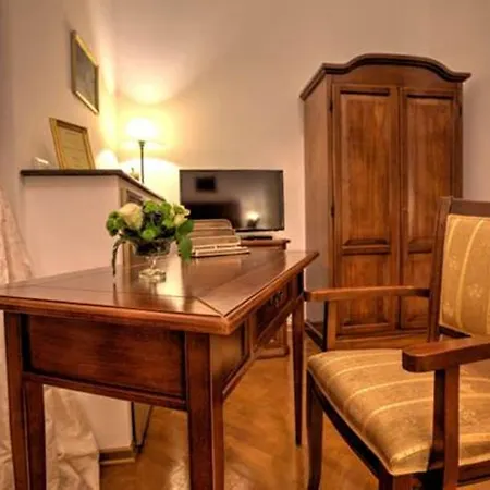 Grand Boutique Hotel