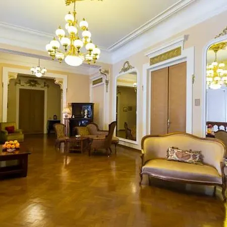 Grand Boutique 4*
