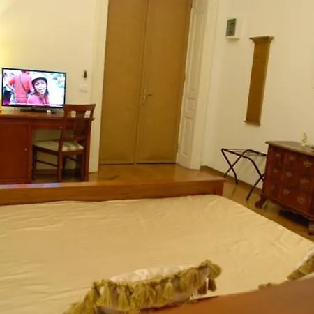 Grand Boutique 4*