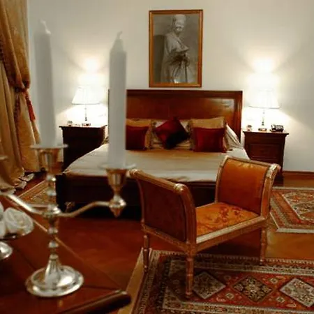 Grand Boutique Hotel