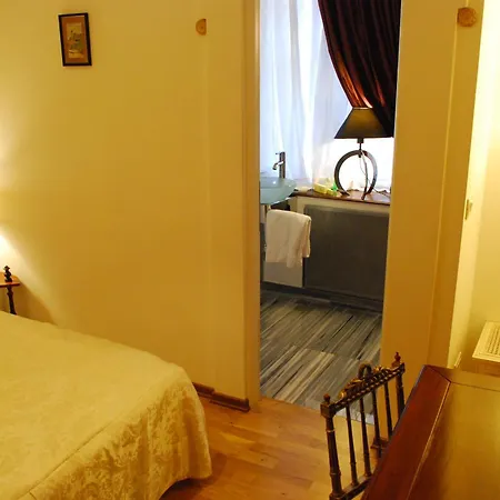 Ξενοδοχείο Grand Boutique 4*