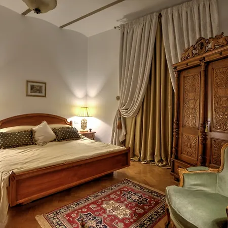 Grand Boutique Hotel Bukareszt