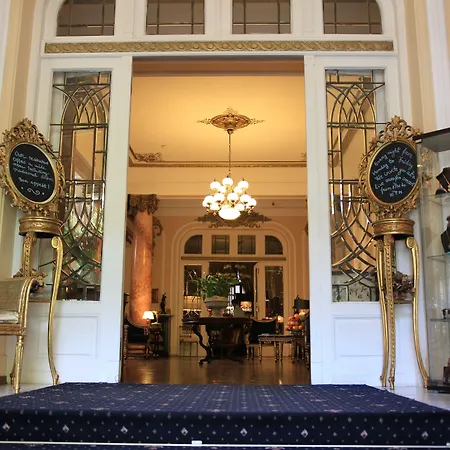 Grand Boutique