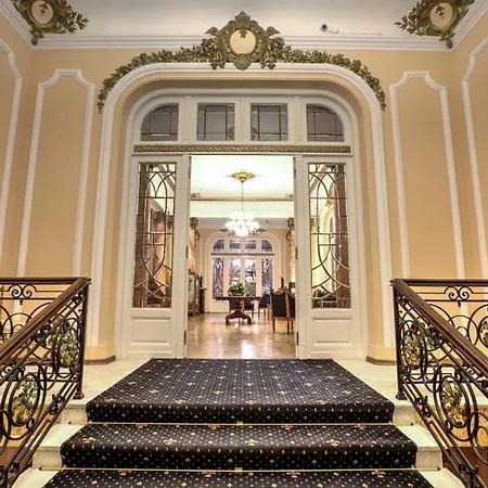 Grand Boutique 4*