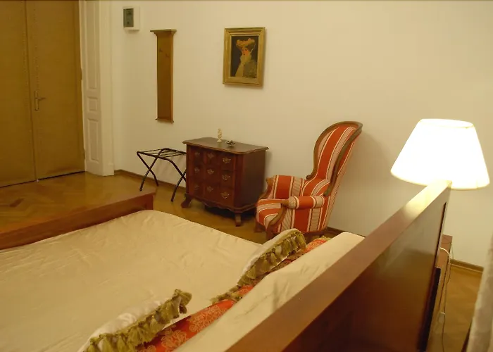 Grand Boutique Hotel 4*