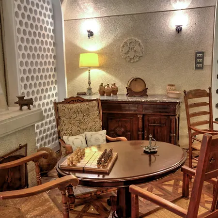 Grand Boutique Hotel