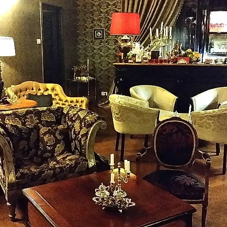 Grand Boutique Hotel 4*