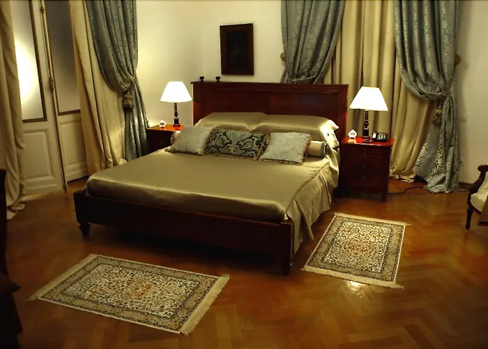 Grand Boutique Hotel 4*