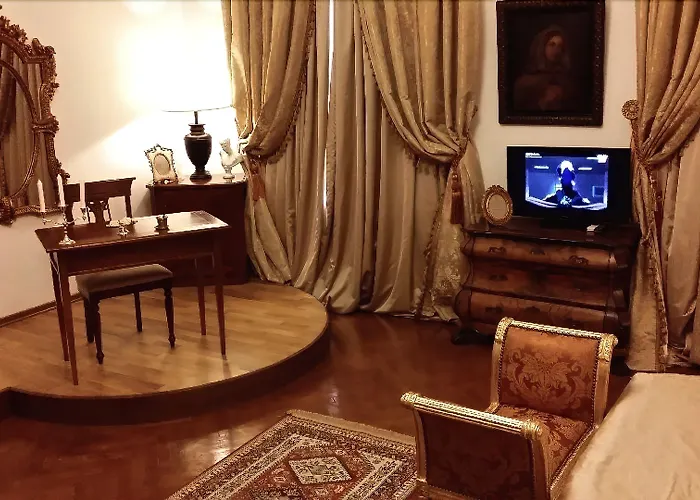 Grand Boutique Hotel