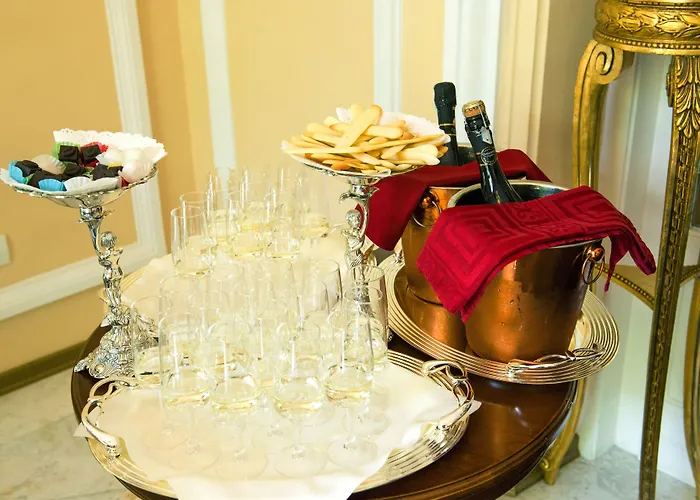 Grand Boutique Hotel